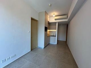 Sai Ying Pun - No.8 Hing Hon Road (Resiglow-Bonham) 04