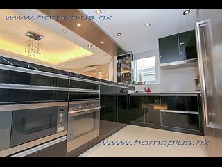 Clear Water Bay - Dragon Lake Villa 04