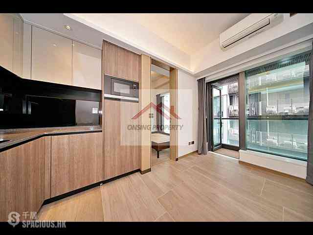 Sai Ying Pun - One・Artlane 01