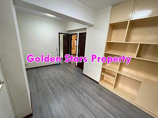 Sai Ying Pun - Good Times Building 06