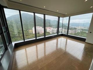 Chung Hom Kok - City Icon Block 1 02