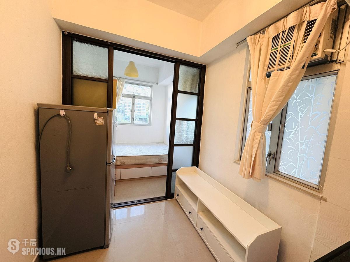 Wan Chai - Wah To Building 01