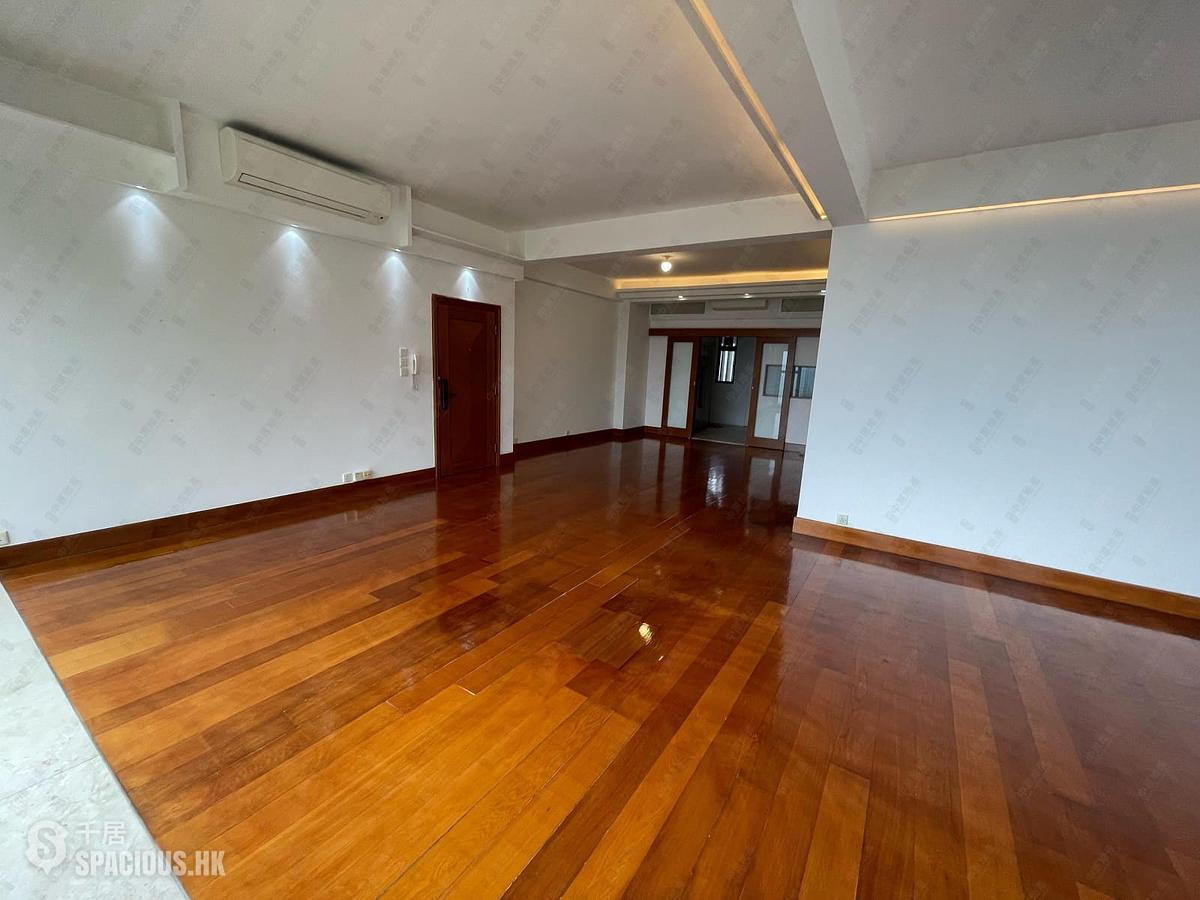 Repulse Bay - Ridge Court 01