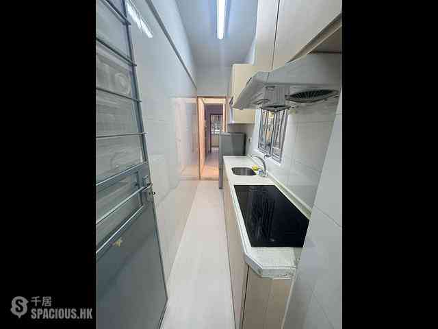 Sheung Wan - Shing Wan Building 02