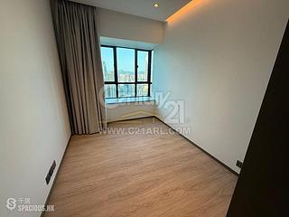 Mid Levels Central - Dynasty Court 10