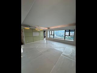 Tai Kok Tsui - Island Harbourview 02