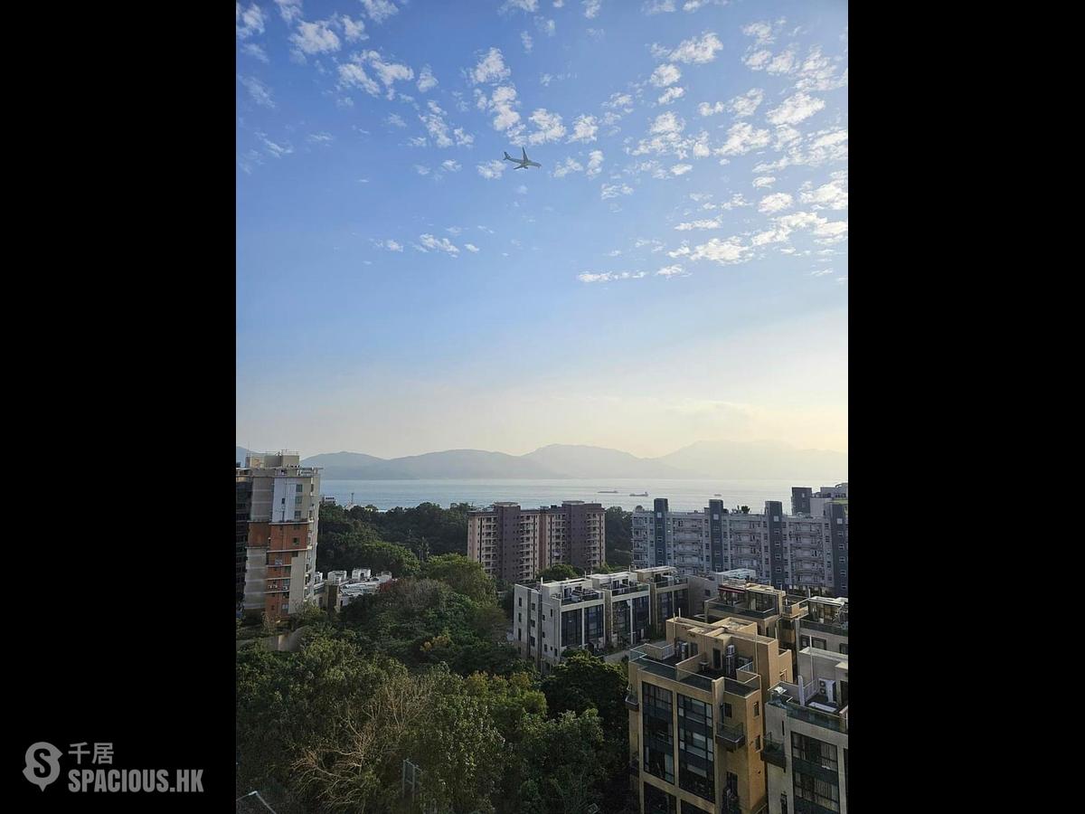 Gold Coast / So Kwun Wat - Oma by the Sea 01