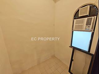 Chung Hom Kok - Casa Del Sol 26