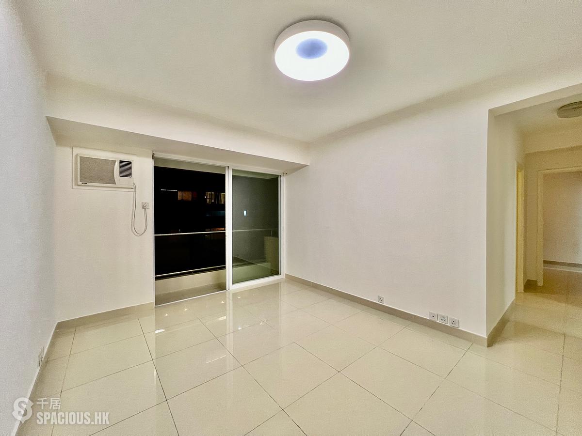 Mid Levels Central - Po Yue Yuk Building 01