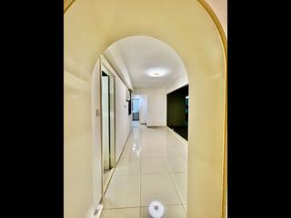 Mid Levels Central - Po Yue Yuk Building 05