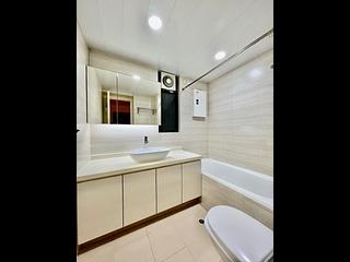 Mid Levels Central - Po Yue Yuk Building 13