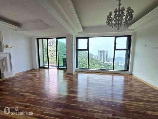 Repulse Bay - Ridge Court Block A-B 04