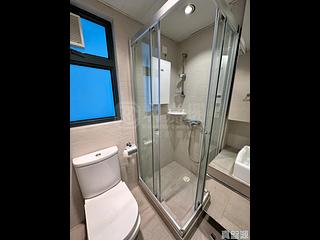 Mid Levels West - 80 Robinson Road 02