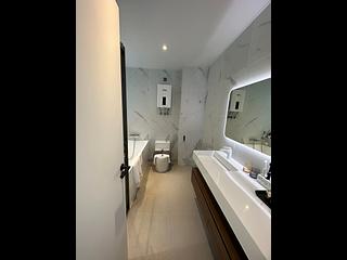 Shouson Hill - Woodland Villa 04