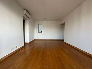 Sai Ying Pun - Island Crest Block 1 04