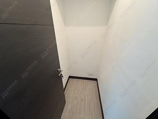 Sai Ying Pun - Centre Place 09