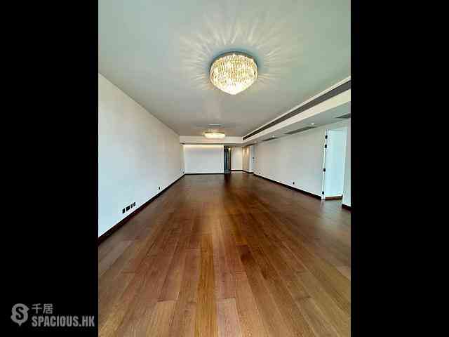 Mid Levels Central - 21 Borrett Road No.1 & No.2 04