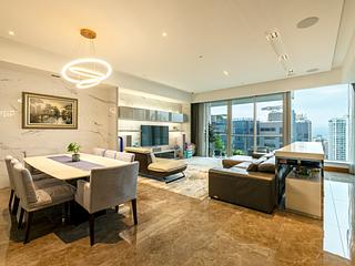 Mid Levels West - Cluny Park 03