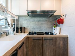 Sai Ying Pun - Centre Place 03