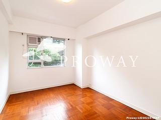 Mid Levels West - Realty Gardens Vienna Court (Block 5) 07