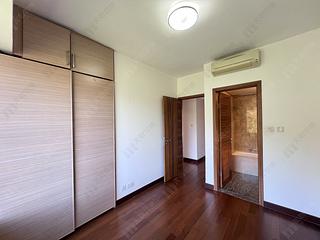 Tai Hang - Serenade Block 2 09