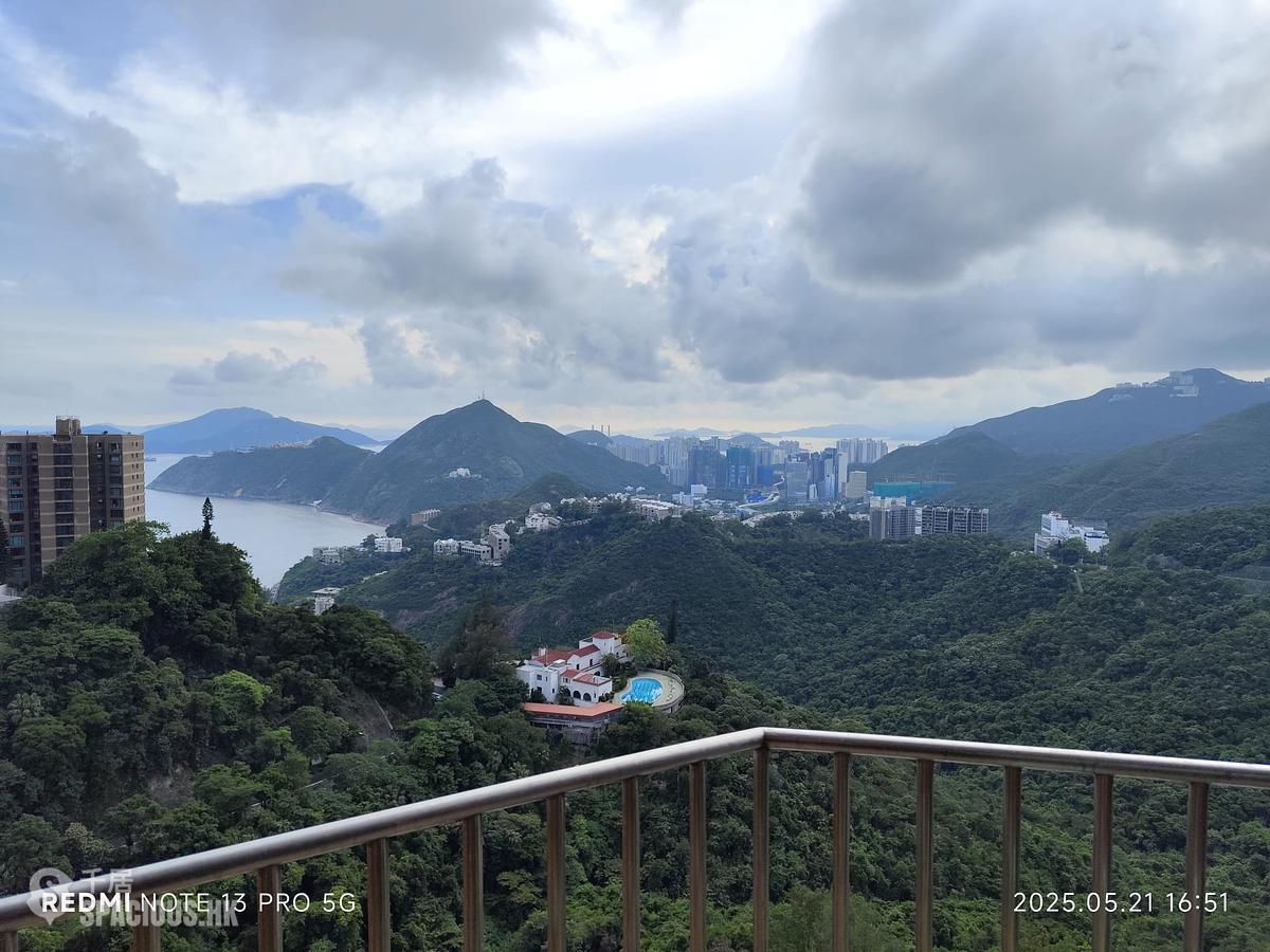 Repulse Bay - The Brentwood 01