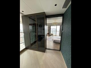 North Point - Fleur Pavilia 11