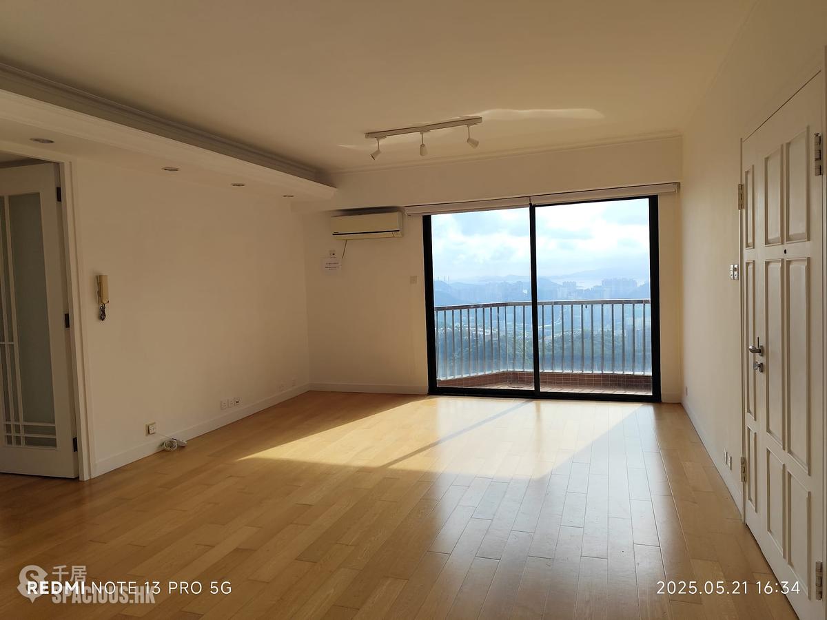 Repulse Bay - The Brentwood 01