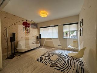 Mid Levels Central - Carlos Court 02
