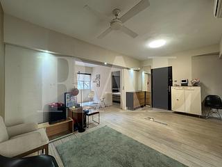 Mid Levels Central - Carlos Court 04