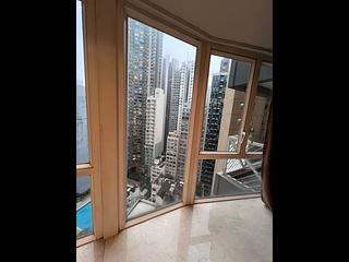 Mid Levels Central - The Icon 14