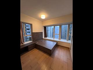 Mid Levels Central - The Icon 17