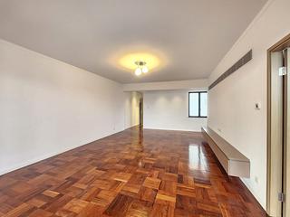 Beacon Hill - Hillsea Court 03