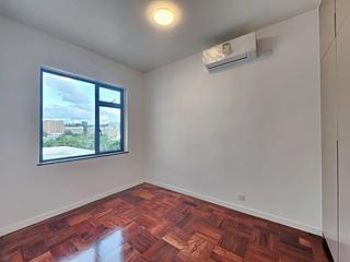 Beacon Hill - Hillsea Court 12