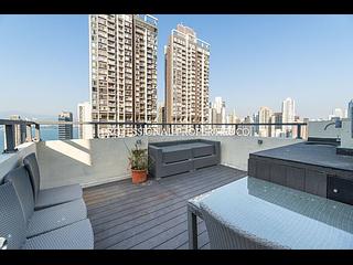 Sai Ying Pun - Comfort Court 04