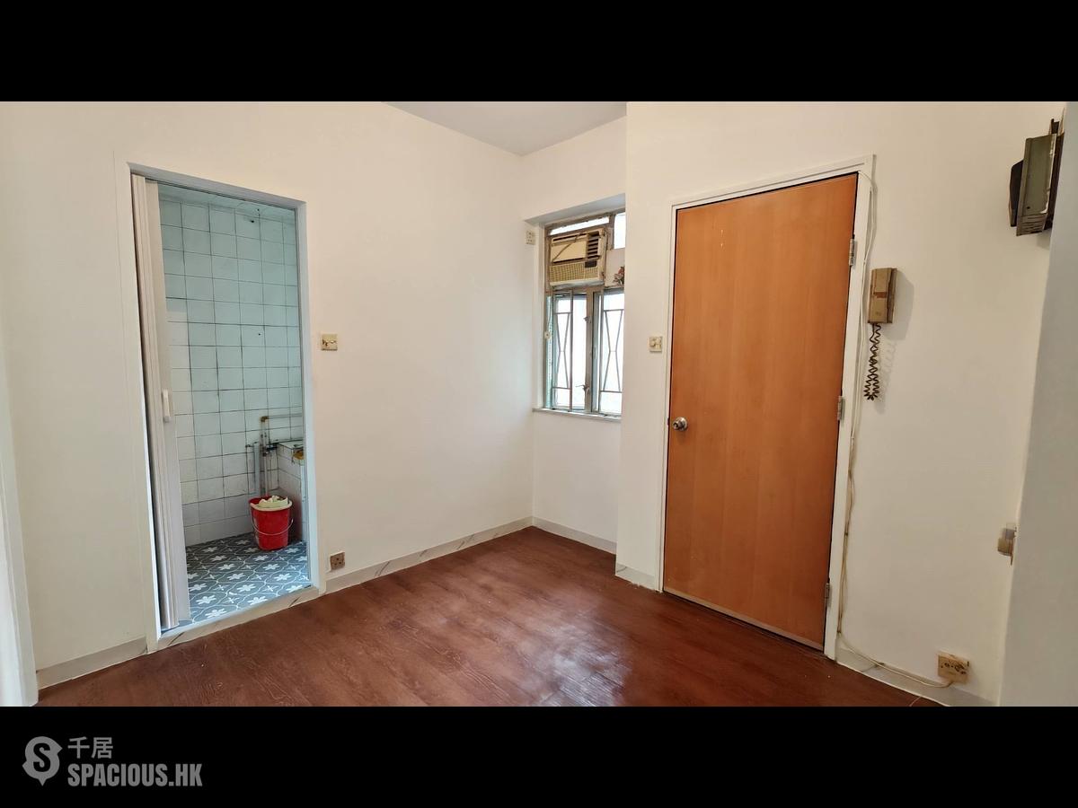 Soho - Cheong Ngar Court 01
