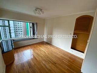 Mid Levels Central - Robinson Place Block 1 03