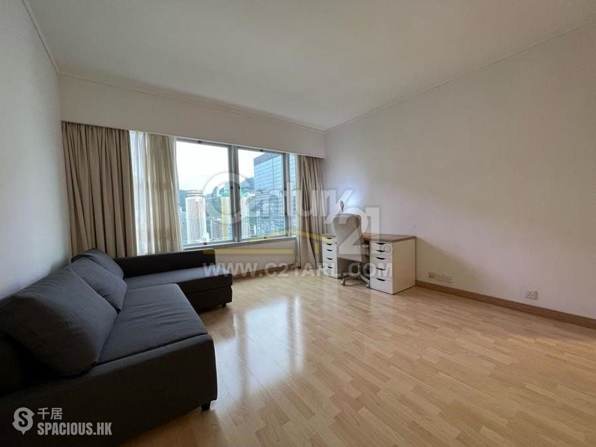 Wan Chai - Convention Plaza Apartments 01