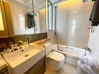 Tung Chung - Century Link Phase 1 Tower 6B 02
