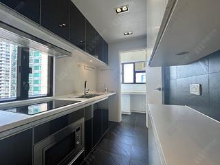 Mid Levels Central - Tycoon Court 17
