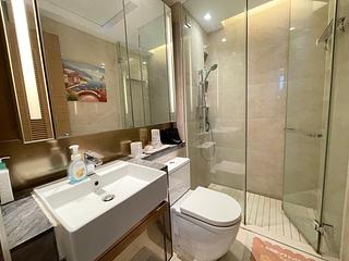 Tung Chung - Century Link Phase 1 Tower 6B 05