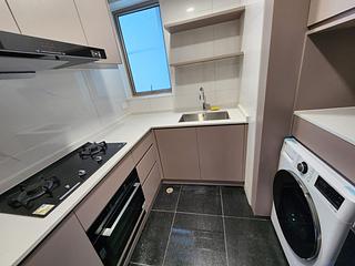 Tai Kok Tsui - One Silversea Tower 2 02