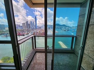 Tai Kok Tsui - One Silversea Tower 2 14