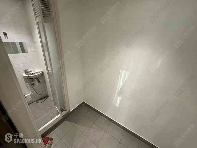 Tsuen Wan - The Pavilia Bay Block 2A 09