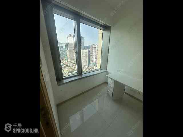 Tsuen Wan - Ocean Pride 04