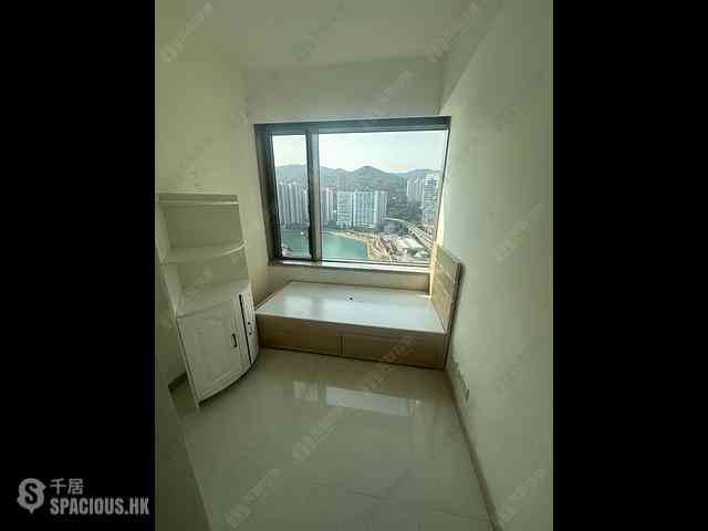 Tsuen Wan - Ocean Pride 05