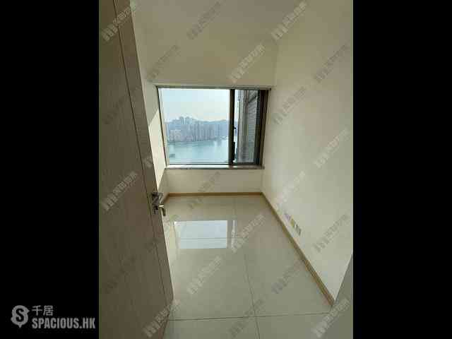 Tsuen Wan - Ocean Pride 13