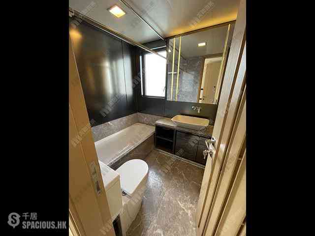Tsuen Wan - Ocean Pride 14