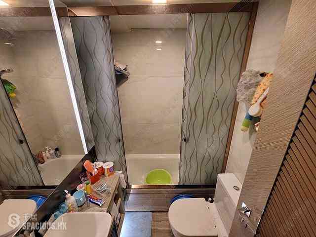 Tsuen Wan - Ocean Pride Phase 3A Ocean Supreme Block 1 08