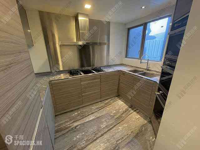 Tsuen Wan - Ocean Pride Phase 3A Ocean Supreme Block 5A 06